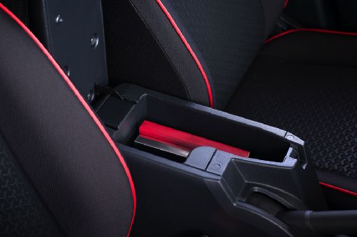 Pemisah depan tengah Rocky