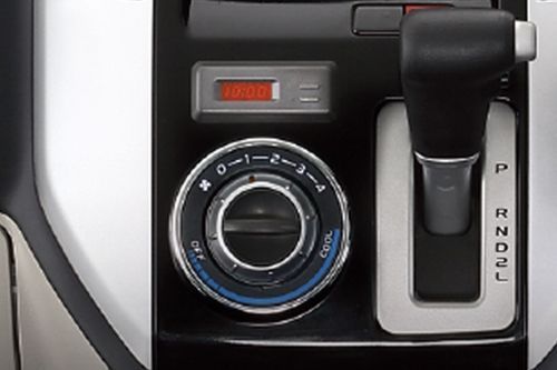 Front AC Controls of Daihatsu Luxio