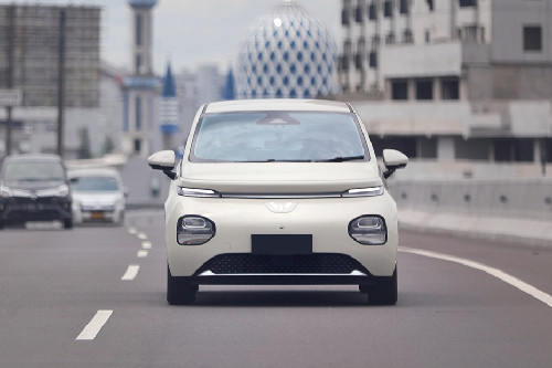 Tampak Depan Tampak Depan Wuling Cloud EV