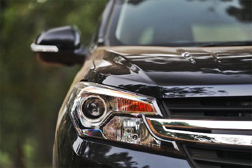 Lampu depan Glory 560