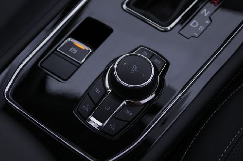 konsol tengah Glory i-Auto