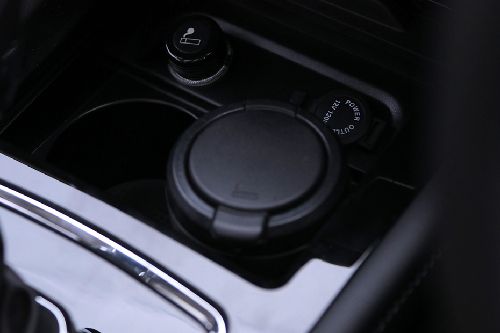 cup holder DFSK  Glory i-Auto