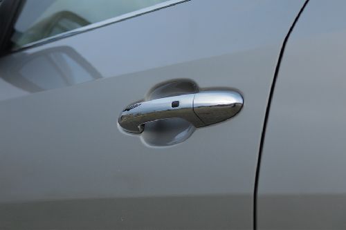 handle pintu Glory i-Auto