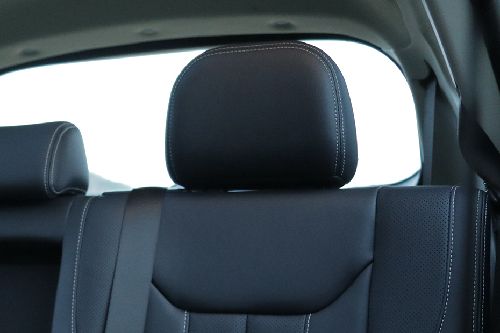 Headrest kursi belakang Glory i-Auto