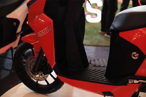 First Ride Gesits: Sensasi Motor Listrik Karya Anak Bangsa