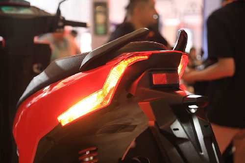 Lampu belakang Gesits Electric