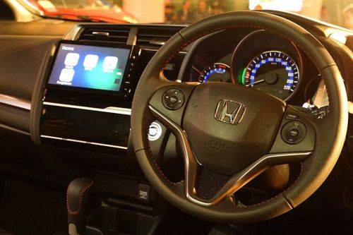 Honda Jazz Images - Check Interior u0026 Exterior Photos  OtO