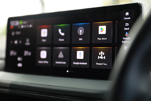 layar sentuh Honda Accord