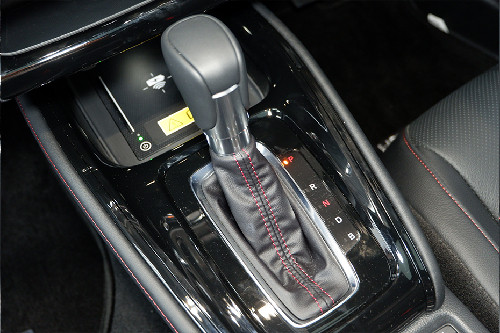 Pengatur AC belakang HRV