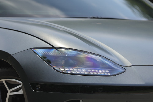 Lampu depan Ioniq 6