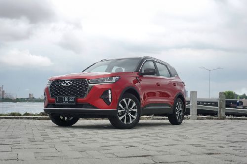 Tampak depan TIGGO 7 PRO, sudut rendah