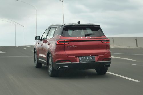 Tampak belakang tengah TIGGO 7 PRO