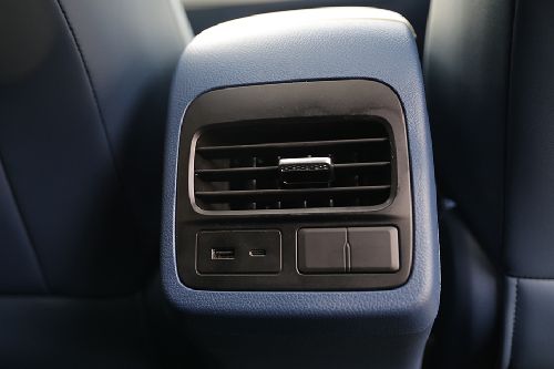 Pengatur AC belakang E5