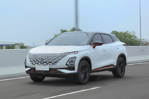CHERY OMODA 5 GT Front Side View