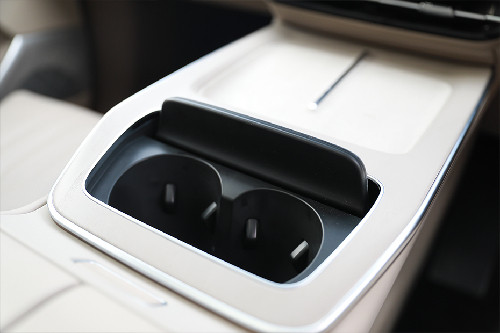 Cup holder depan Aion Hyptec HT