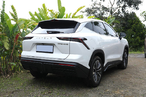 Tampak belakang Dashing