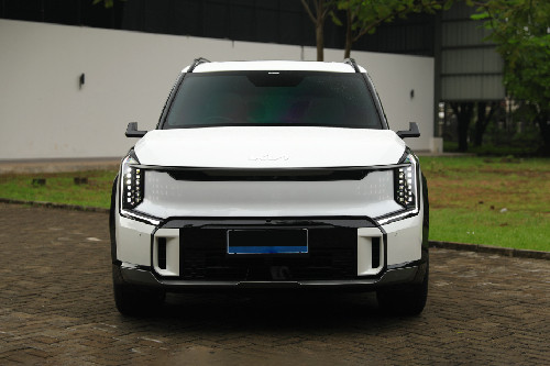 Tampak Depan Kia EV9