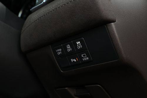 Power outlet Mazda 6 Sedan