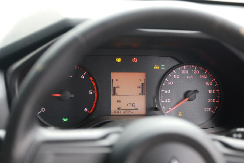 Tachometer Mitsubishi Triton