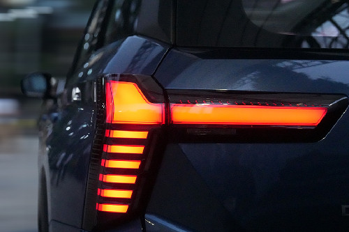 lampu belakang Destinator