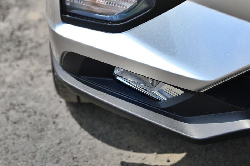 Fog lamp depan Livina 