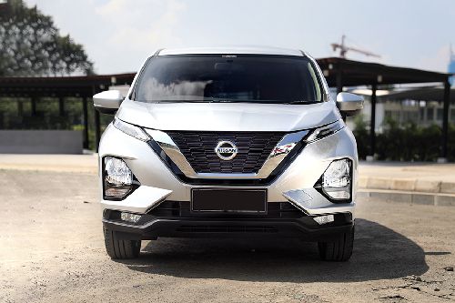 Tampak Depan Nissan Livina 