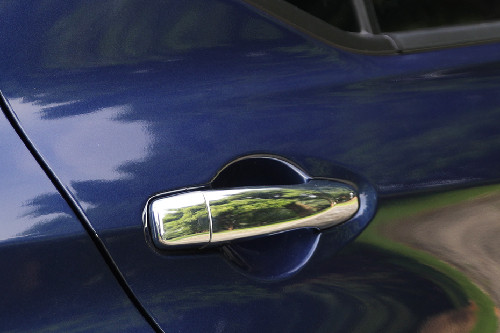 handle pintu Kicks e-Power