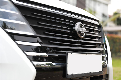 Grille View Nissan Serena e-Power Grille View