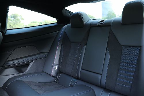 Kursi belakang BMW 4 Series Coupe