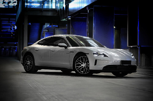 Porsche Taycan Front Cross Side View