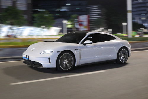 Porsche Taycan Front Side View