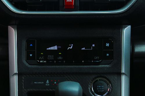 Ventilasi AC depan Toyota Avanza