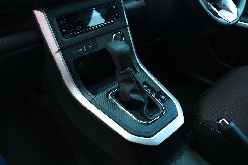 Tuas transmisi Avanza