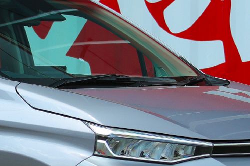 Tampak wiper Avanza