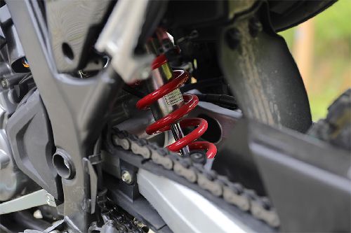 Suspensi belakang Honda CRF250Rally