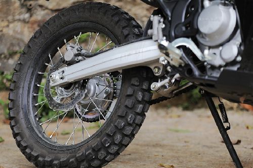 ban belakang Honda CRF250Rally