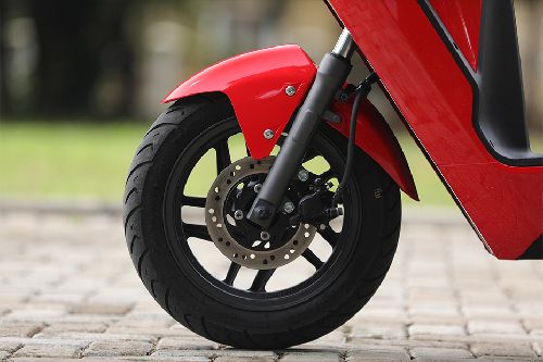 Ban depan Honda EM1 E