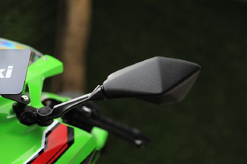 Lampu sein depan samping Kawasaki Ninja ZX-4RR