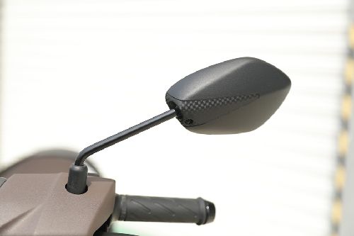 Lampu sein depan samping Suzuki Burgman Street 125 EX